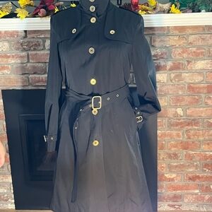 Burberry trench black  size 12 new